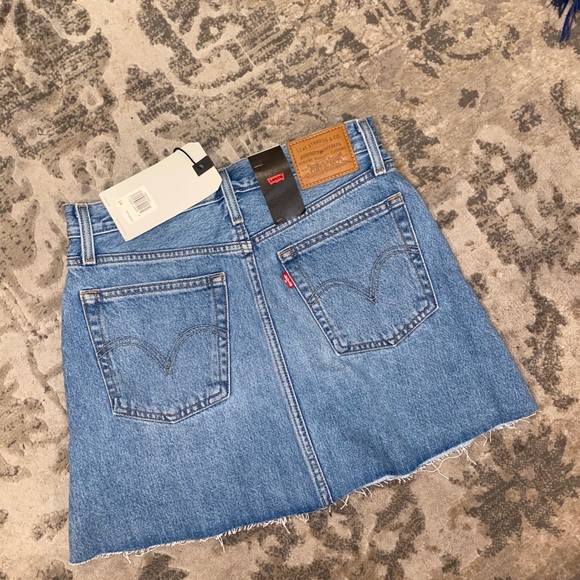 NWT Levi’s Denim Aline mini skirt - Picture 8 of 8